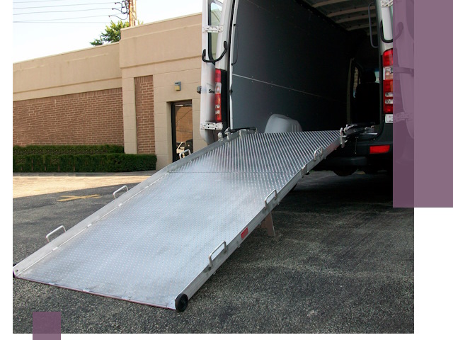 Мобильные пандусы в Алексине — производство, монтаж и аренда