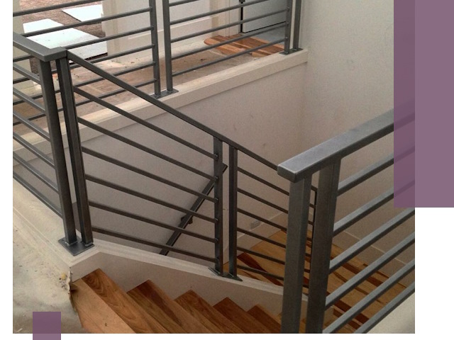 Изготовление поручней из металла и дерева в Алексине